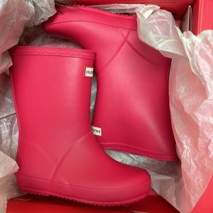Hunter rain boots , pink   Size 8  kids ,  NWT